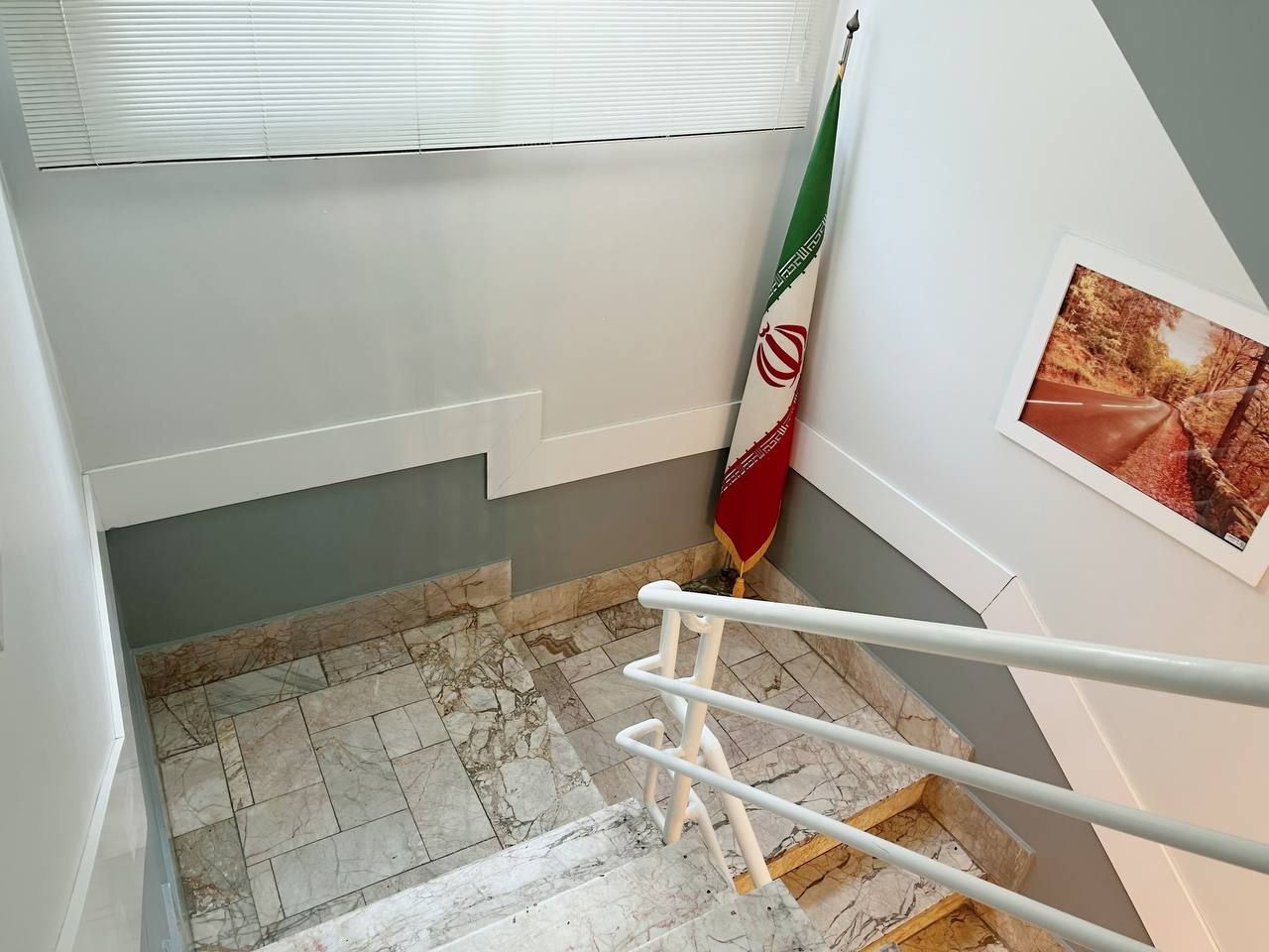 مجتمع اقامتی یاوری - واحد سه تخته 102