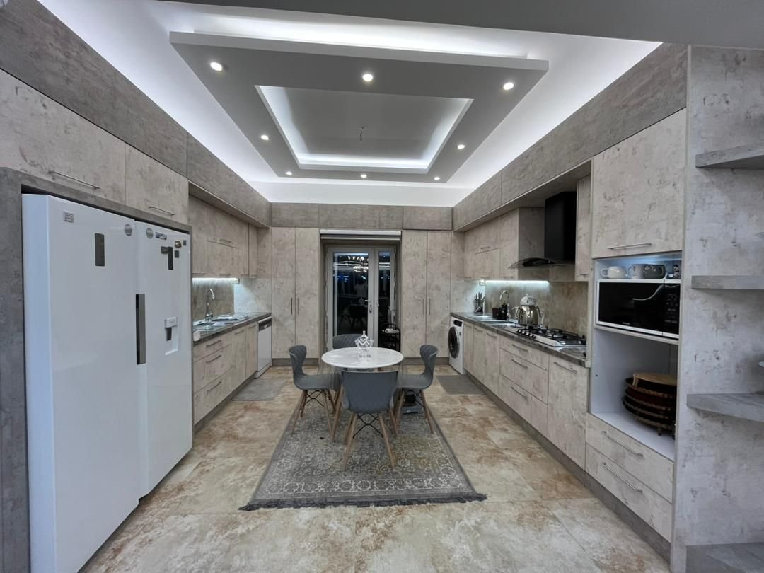 سه خوابه خورشید سفید