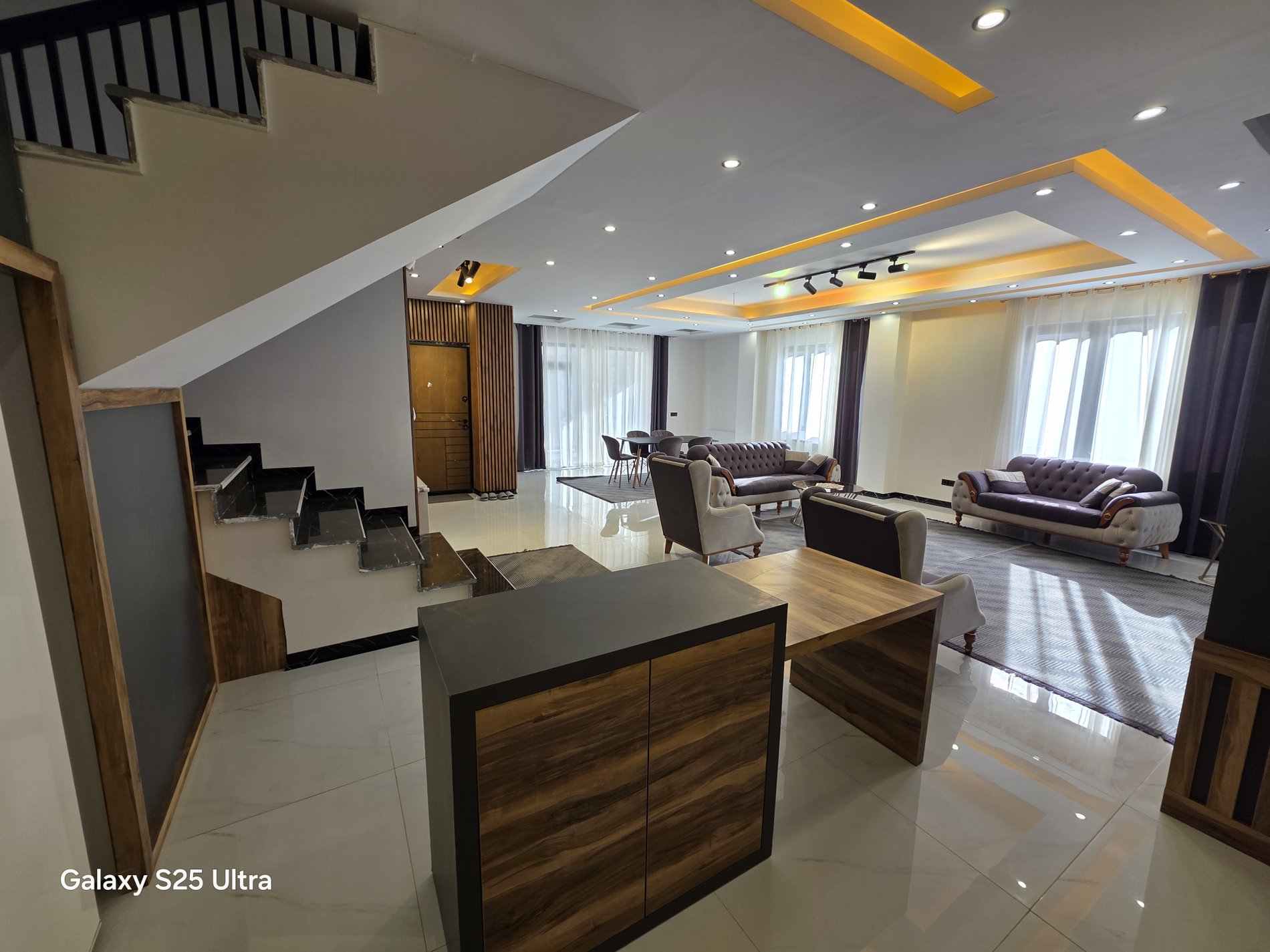 ویلا چهارخوابه استخردار آبگرم عمارت نهال