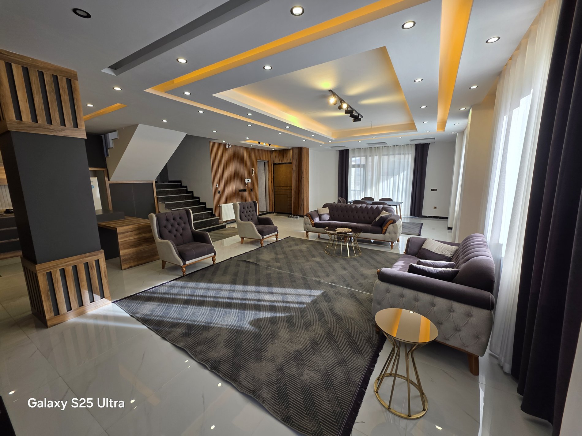 ویلا چهارخوابه استخردار آبگرم عمارت نهال