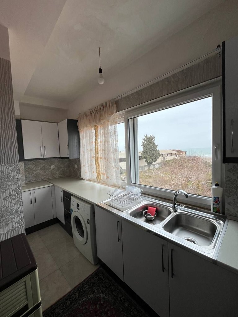 آپارتمان دوخوابه ساحلی کریمی