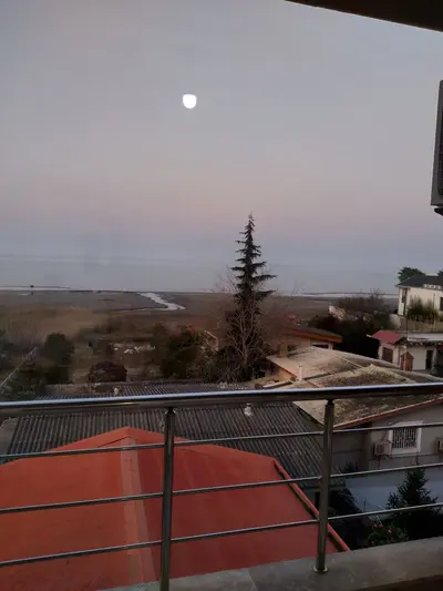 آپارتمان دوخوابه ساحلی کریمی - واحد 4