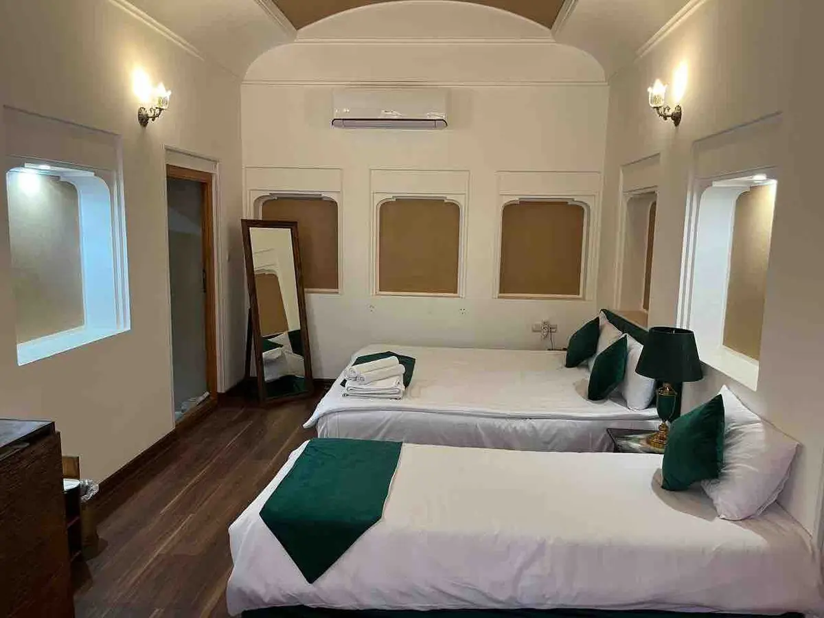 اقامتگاه سنتی دالان یزد - واحد ٤٠٨