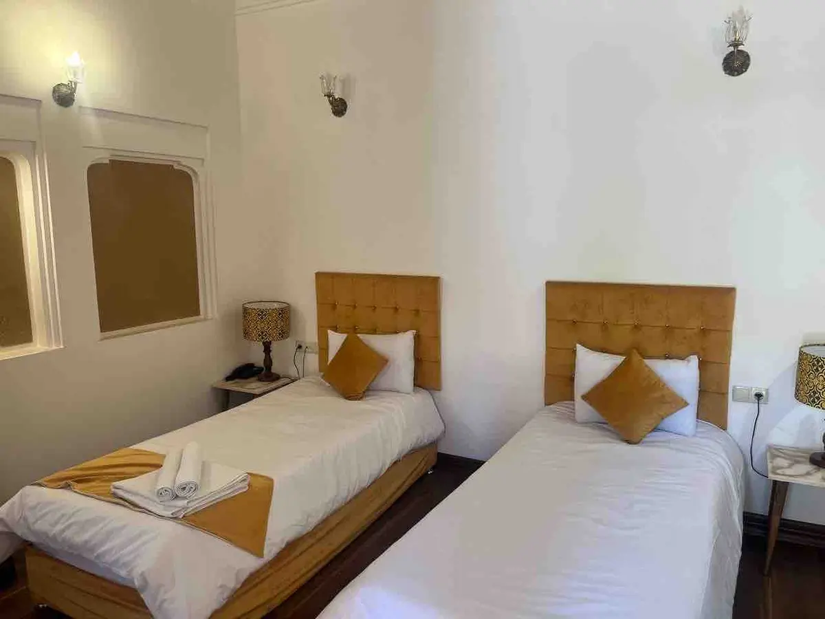 اقامتگاه سنتی دالان یزد - واحد ٤٠٢