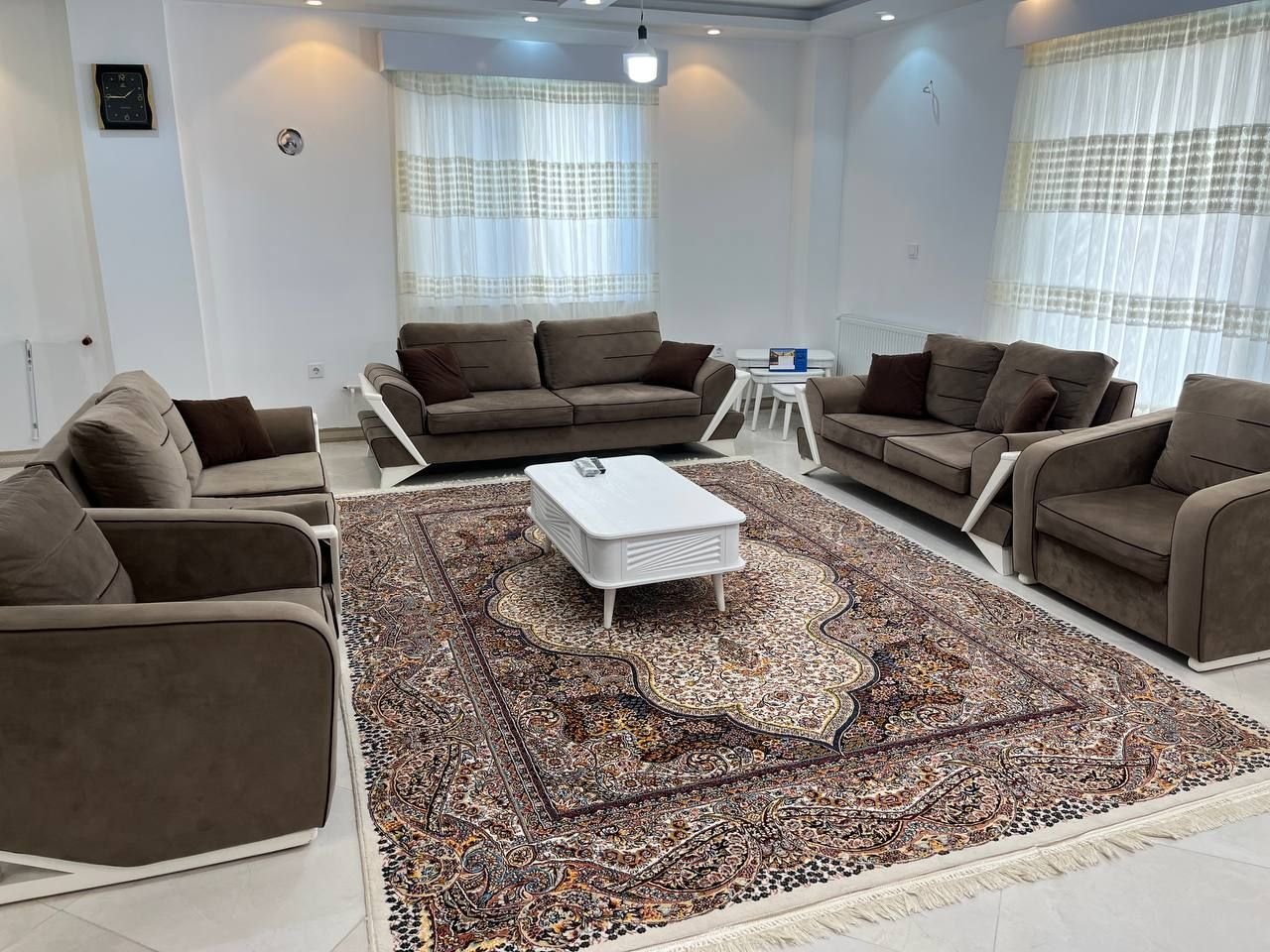 آپارتمان سه خوابه رضایی 3 - پذیرایی