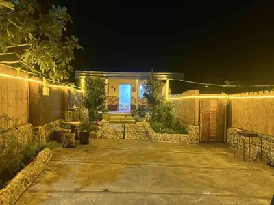 ویلا دوخوابه جکوزی دار تی تی نار