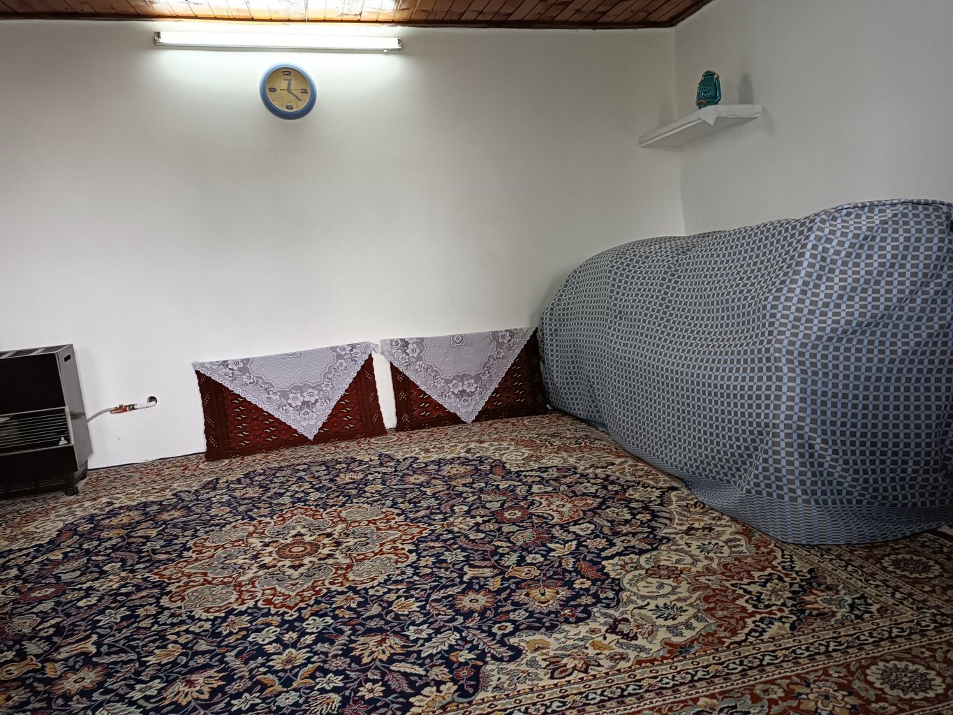 بوم گردی نرگس بانو - واحد گل 1