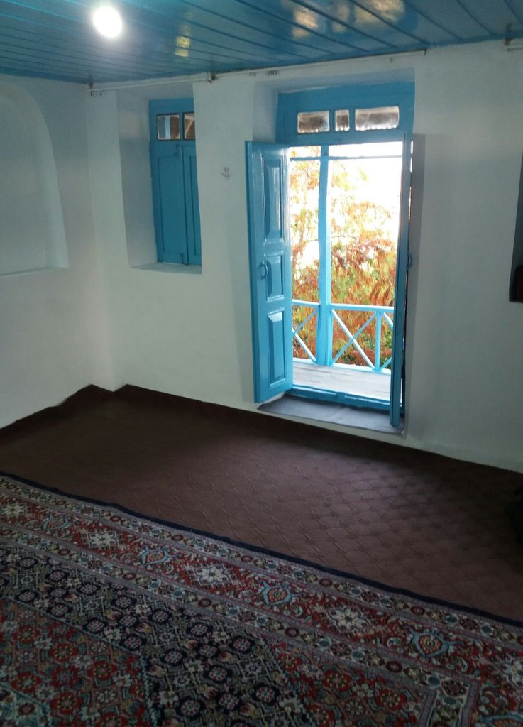 بوم گردی نرگس بانو - واحد گل 1