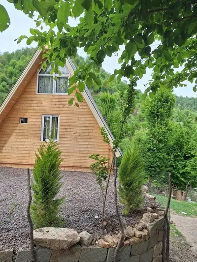 کلبه دوخوابه دوبلکس چوبی مادر