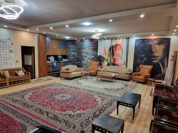 ویلا یک خوابه استخردار آبگرم بهار 3 - پذیرایی بزگ تقریبا ۹۰متر