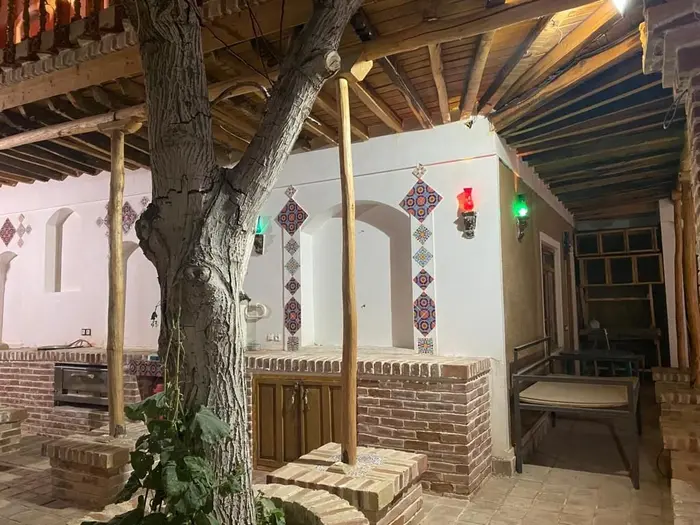 اقامتگاه سنتی سلطان میدان - واحد بالا نشین