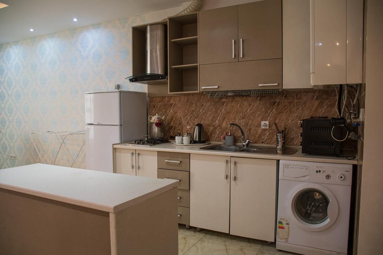 آپارتمان یک خوابه یاس 17