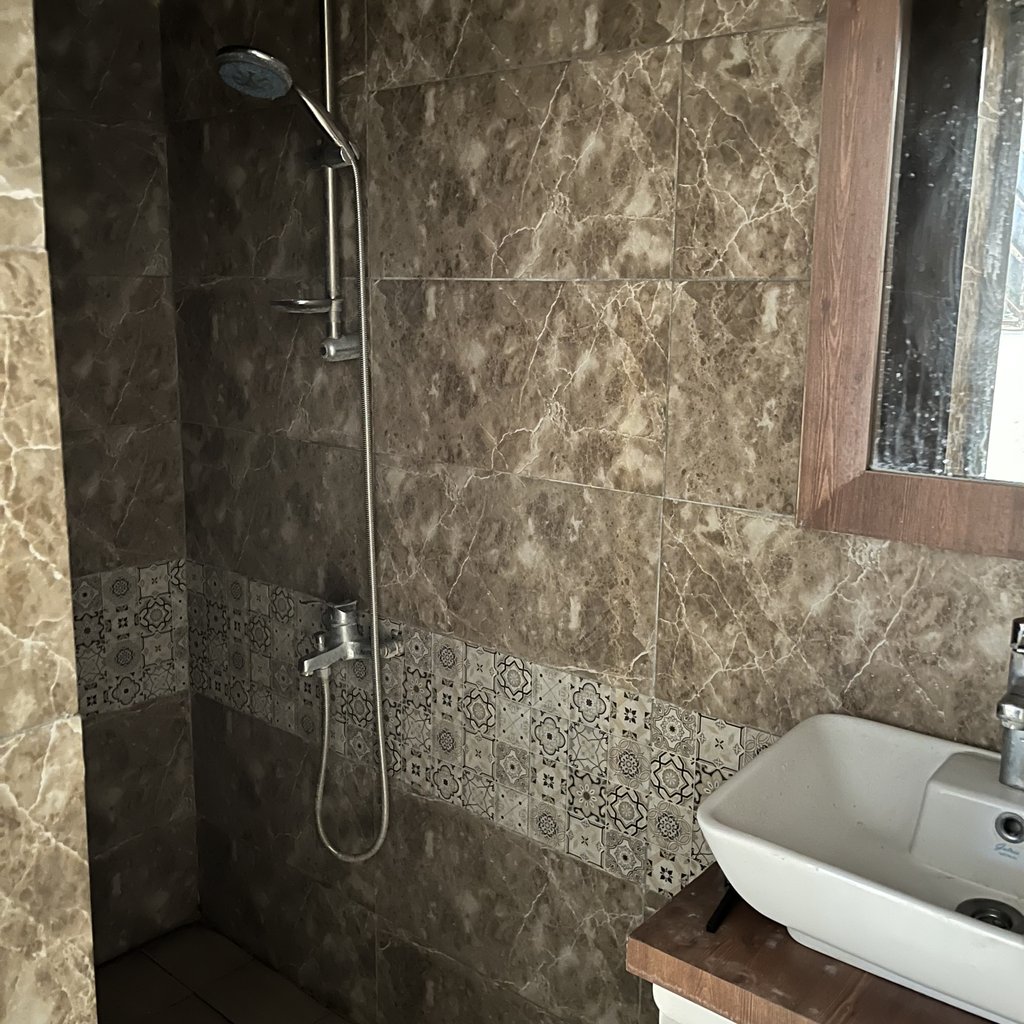 سوئیت ۱ خواب آرا