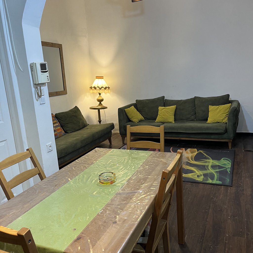 سوئیت ۱ خواب آرا