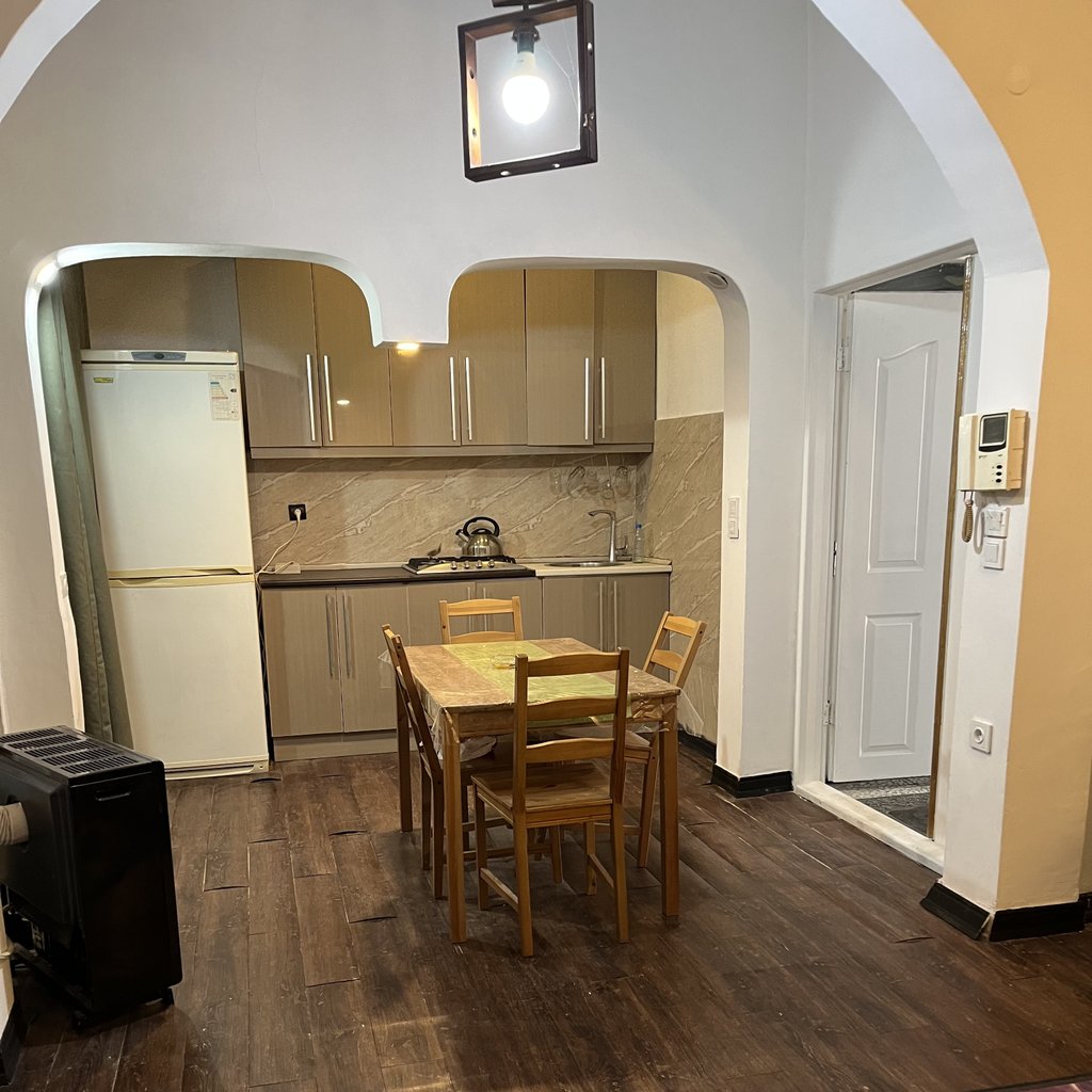 سوئیت ۱ خواب آرا