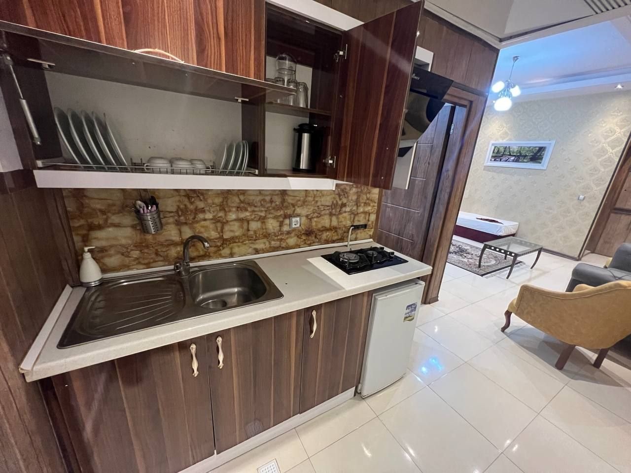 یک خوابه نور 6 - واحد ۲۰۴