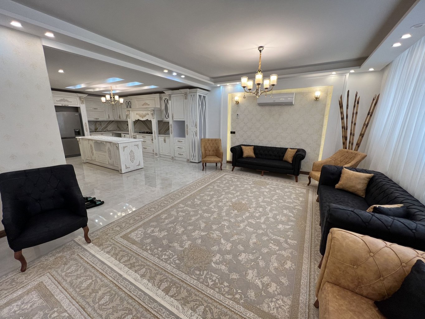 آپارتمان سه خوابه آرنیکا