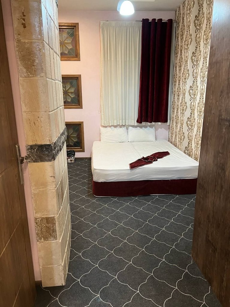 مسافرخانه نور واحد دوخوابه ۱۰۱