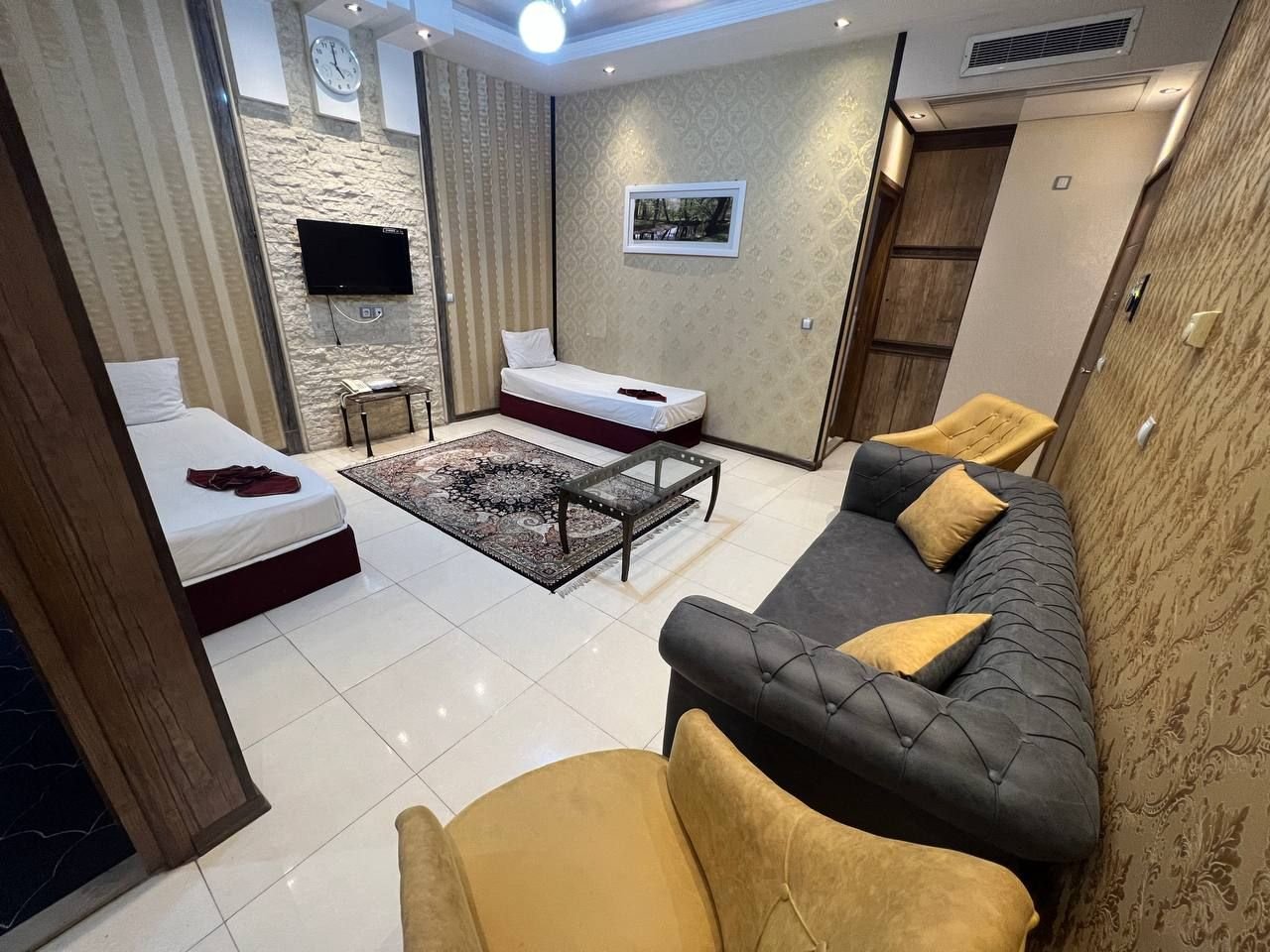 مجتمع اقامتی یک خوابه نور 6 - واحد 404