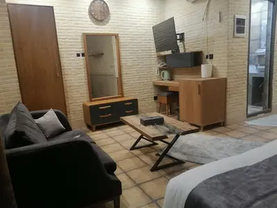 اقامتگاه سنتی هفت دری - واحد توران بانو 101