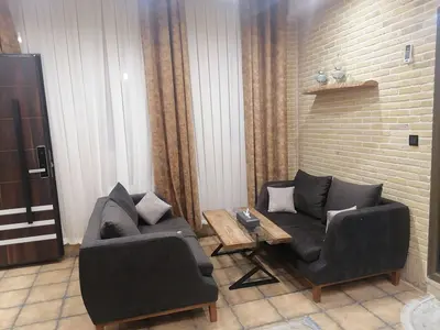 اقامتگاه سنتی هفت دری - واحد ناز بانو 103