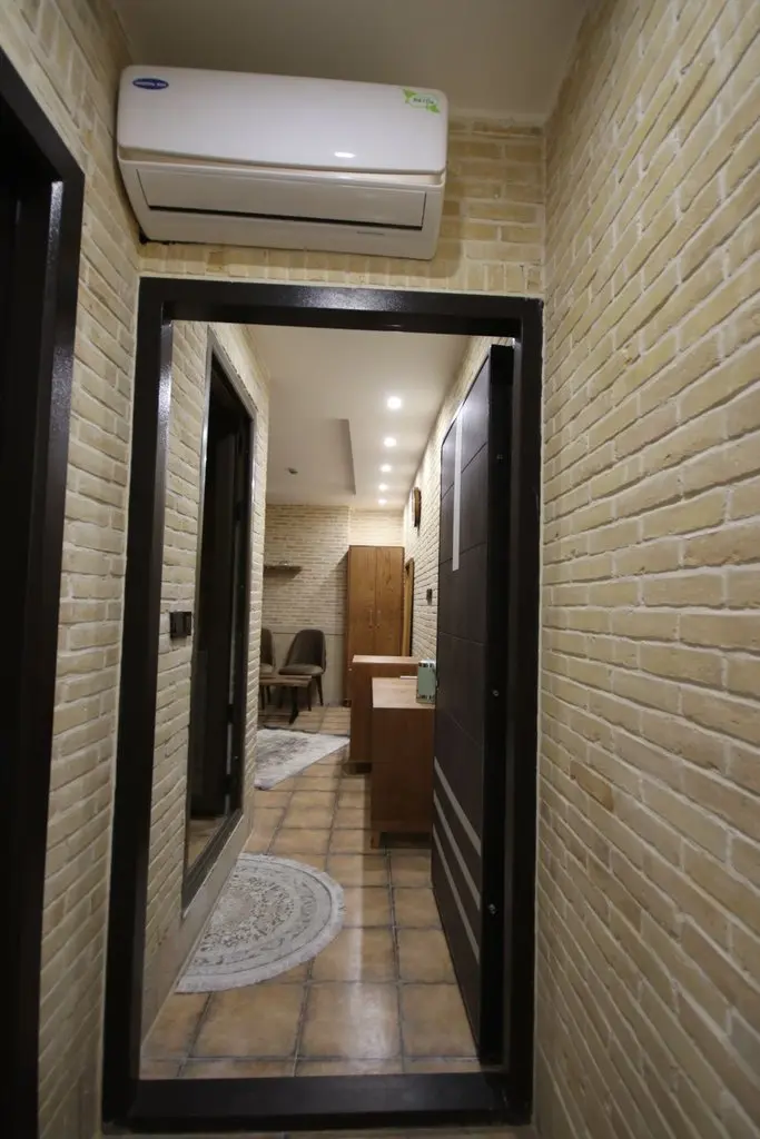 اقامتگاه سنتی هفت دری - واحد پاک بانو 108 - راهرو