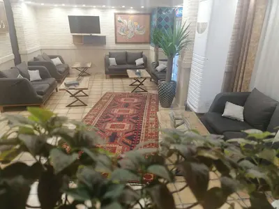 اقامتگاه سنتی هفت دری - واحد تارا دخت 201