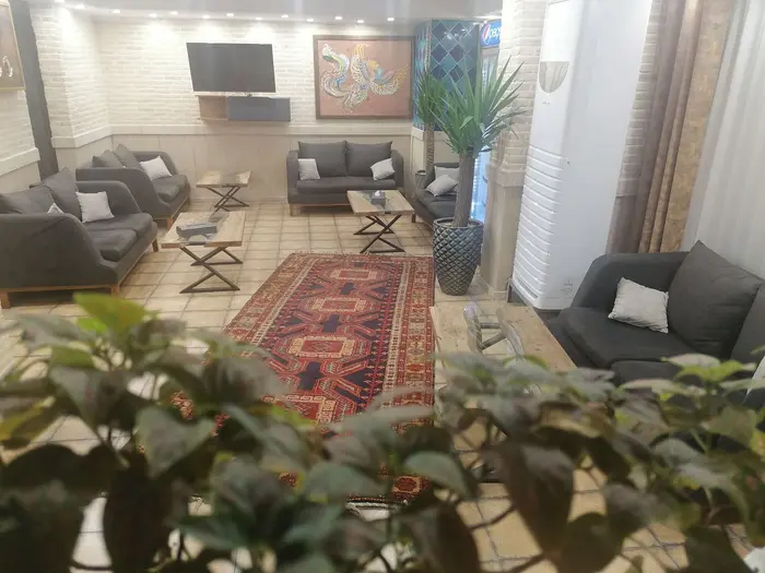 اقامتگاه سنتی هفت دری - واحد تارا دخت 201