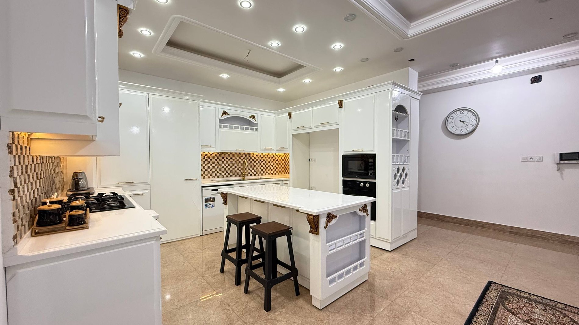 آپارتمان یک خوابه آفرینش 1