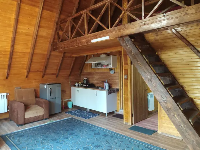 کلبه کلبه دوخوابه استخردار مهتاب 1