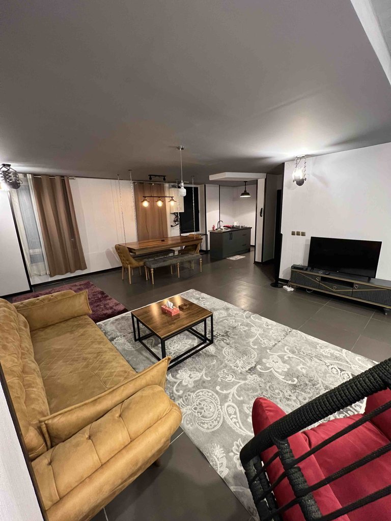 آپارتمان یک خوابه بلوار سعادت آباد 3 واحد ۱