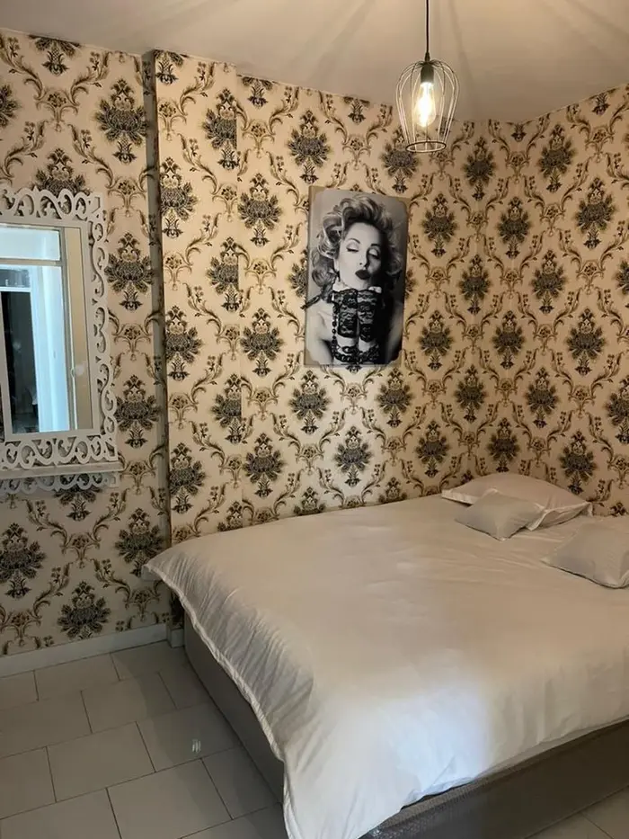 آپارتمان دوخوابه سازمان  برنامه 7