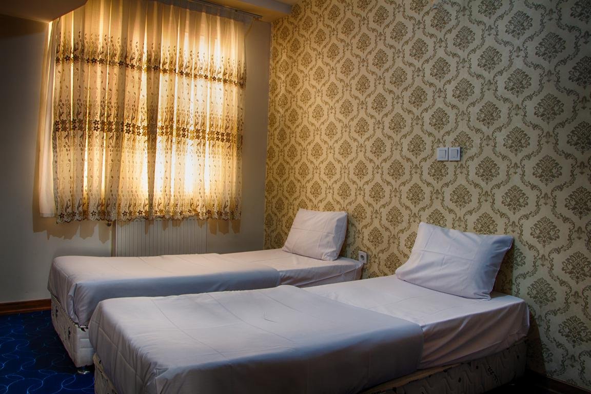 آپارتمان دوخوابه هجرت - واحد 108