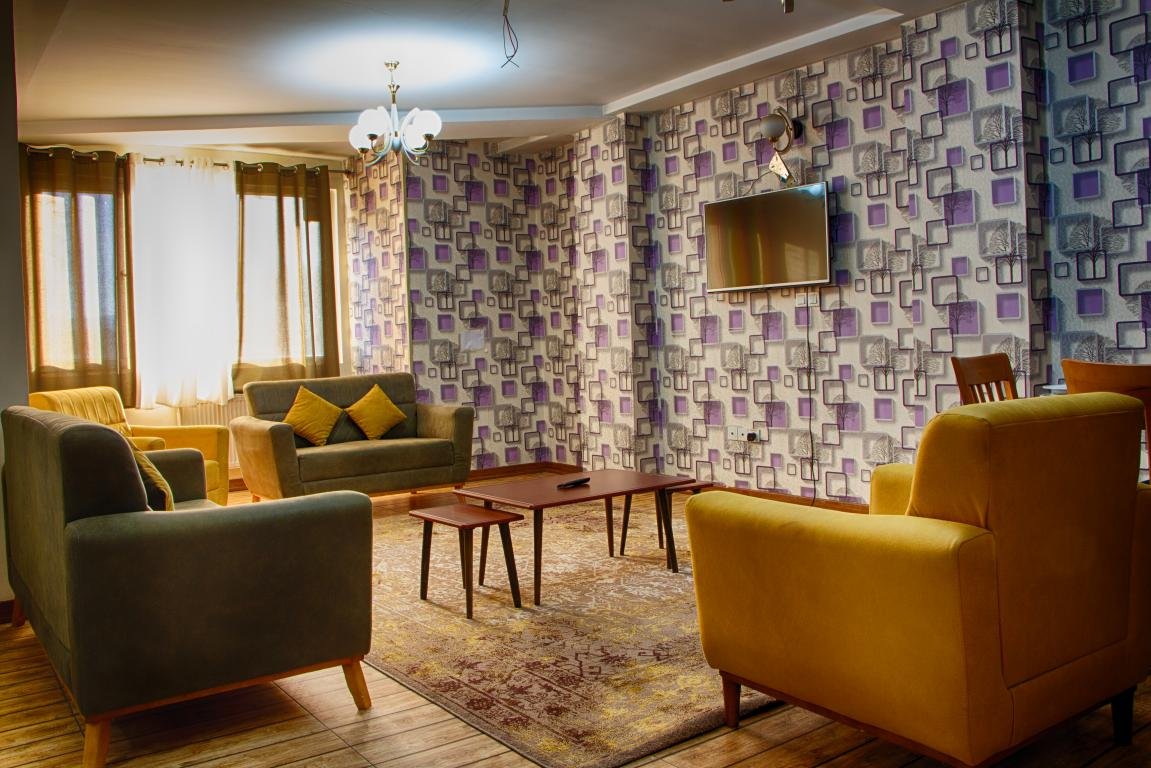 آپارتمان دوخوابه هجرت - واحد 104