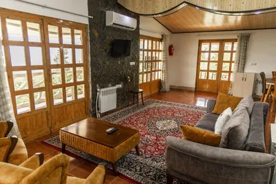 ویلا یک خوابه جنگلی آسمان واحد طبیعت