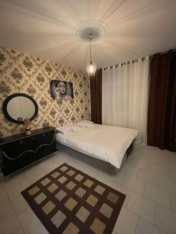 آپارتمان دوخوابه سازمان برنامه 6