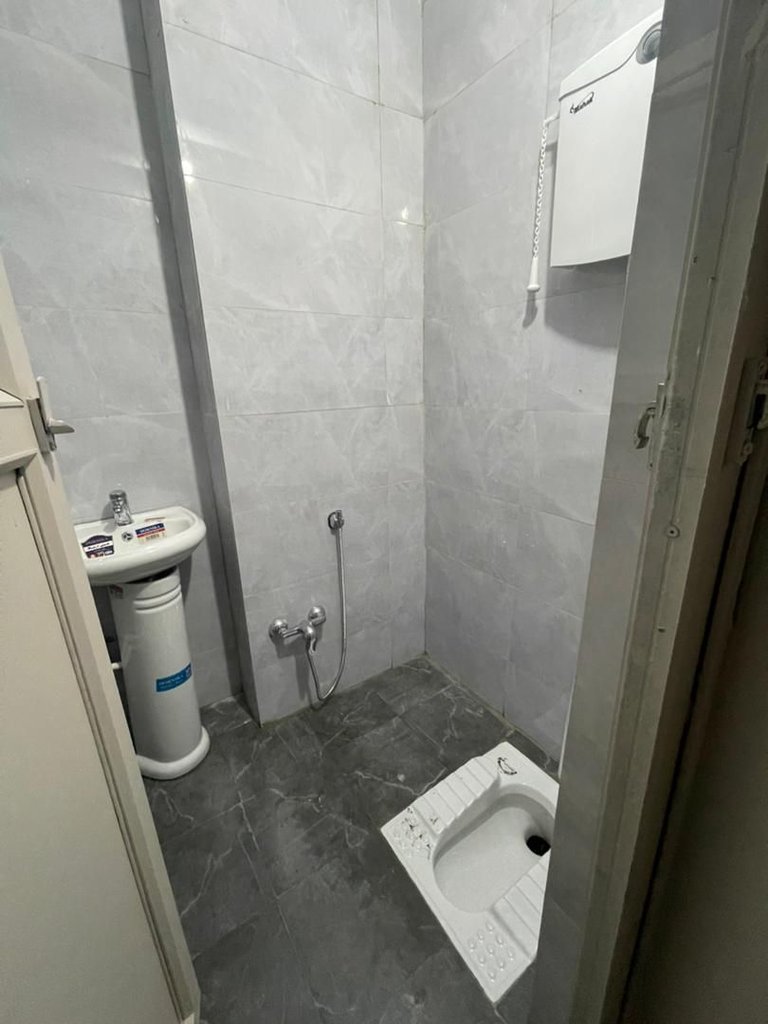 فلت طوس 2 استادمعین