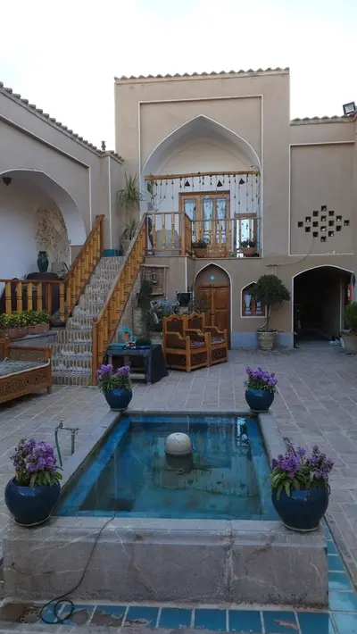 بومگردی فلت تیگران آرامش