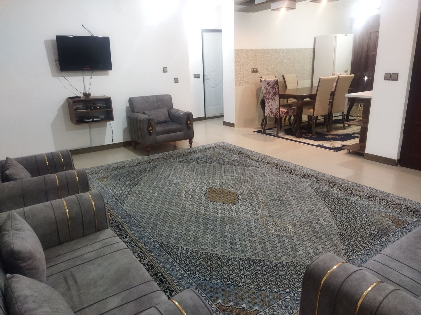 ویلا دوخوابه شقایق 2