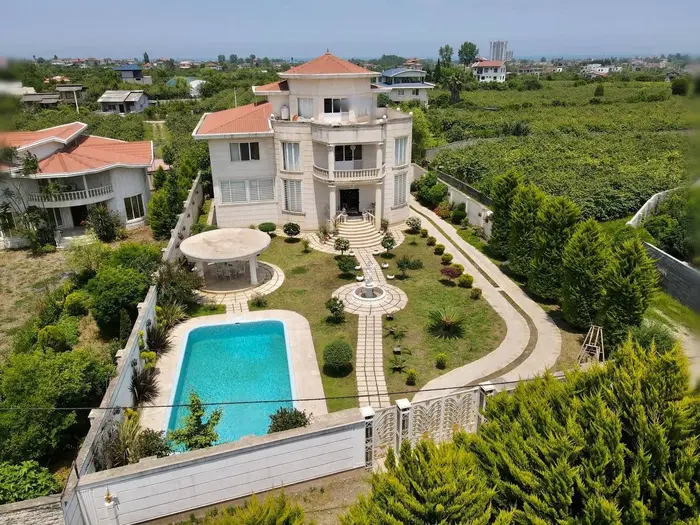 ویلا پنج خوابه استخردار آبگرم کاخ لاله