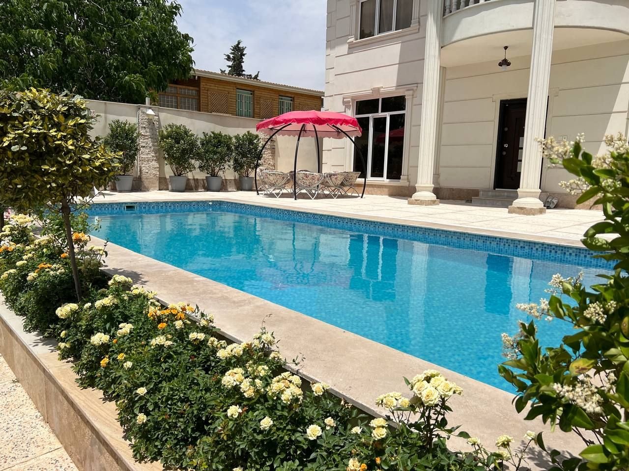 ویلا سه خوابه استخردار طاووسیه 1