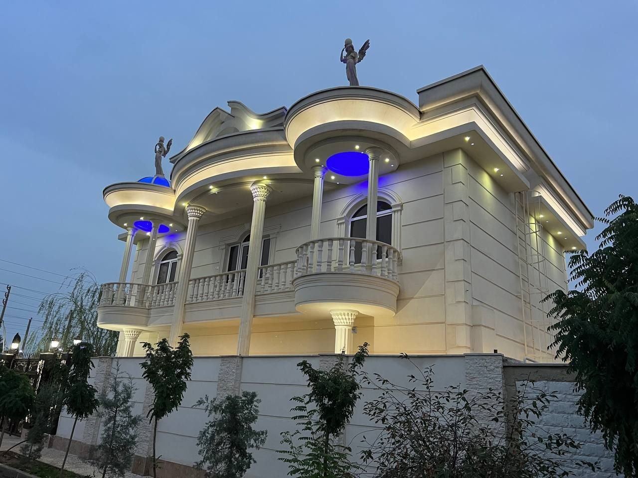 ویلا سه خوابه استخردار طاووسیه 1