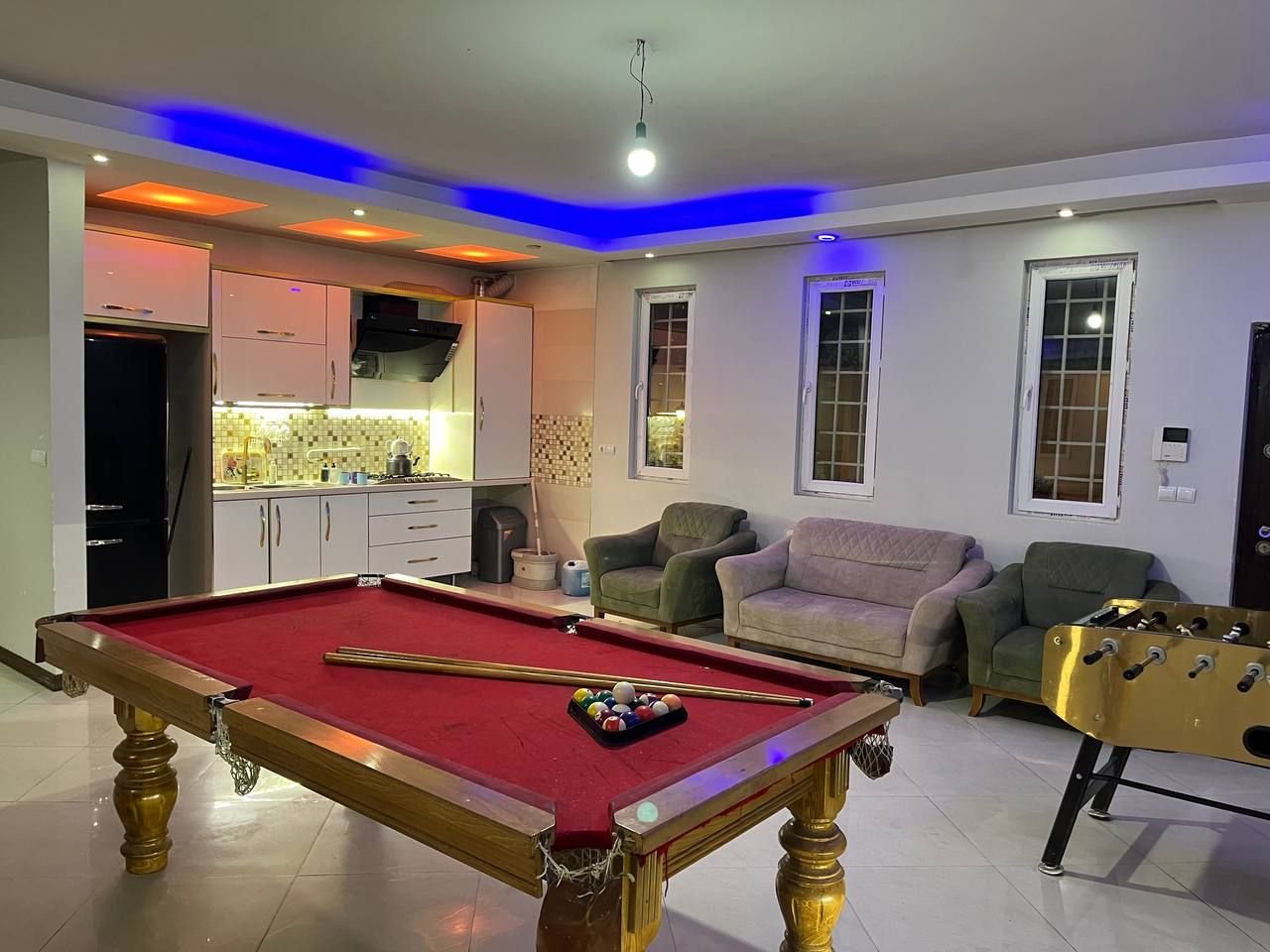 ویلا دوخوابه استخردار آبگرم دیانا 1