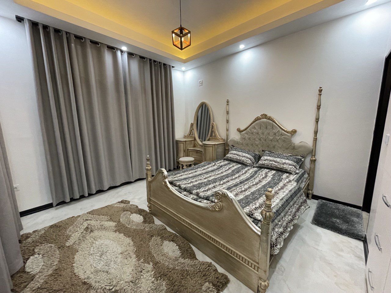 دوخوابه استخردار شهرکی آریا