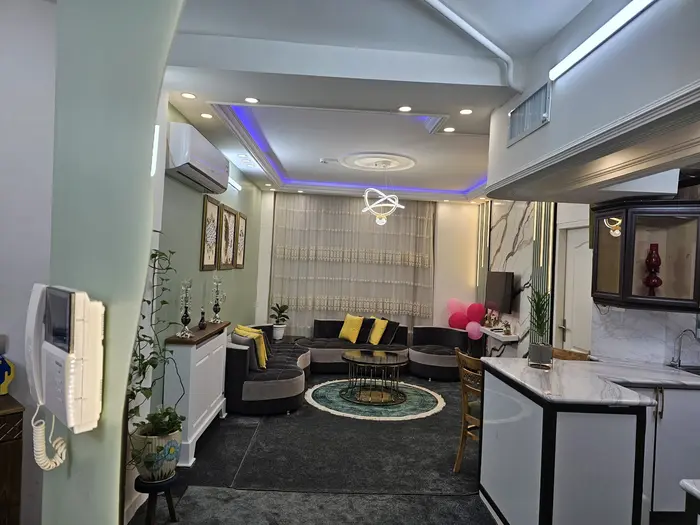 آپارتمان دوخوابه سعدی 9