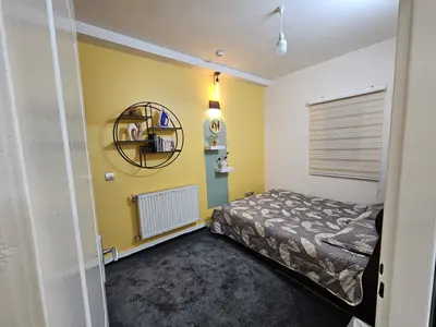 آپارتمان دوخوابه سعدی 9