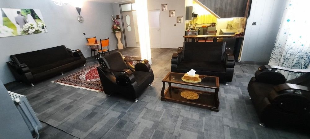 آپارتمان دوخوابه چی چست 1