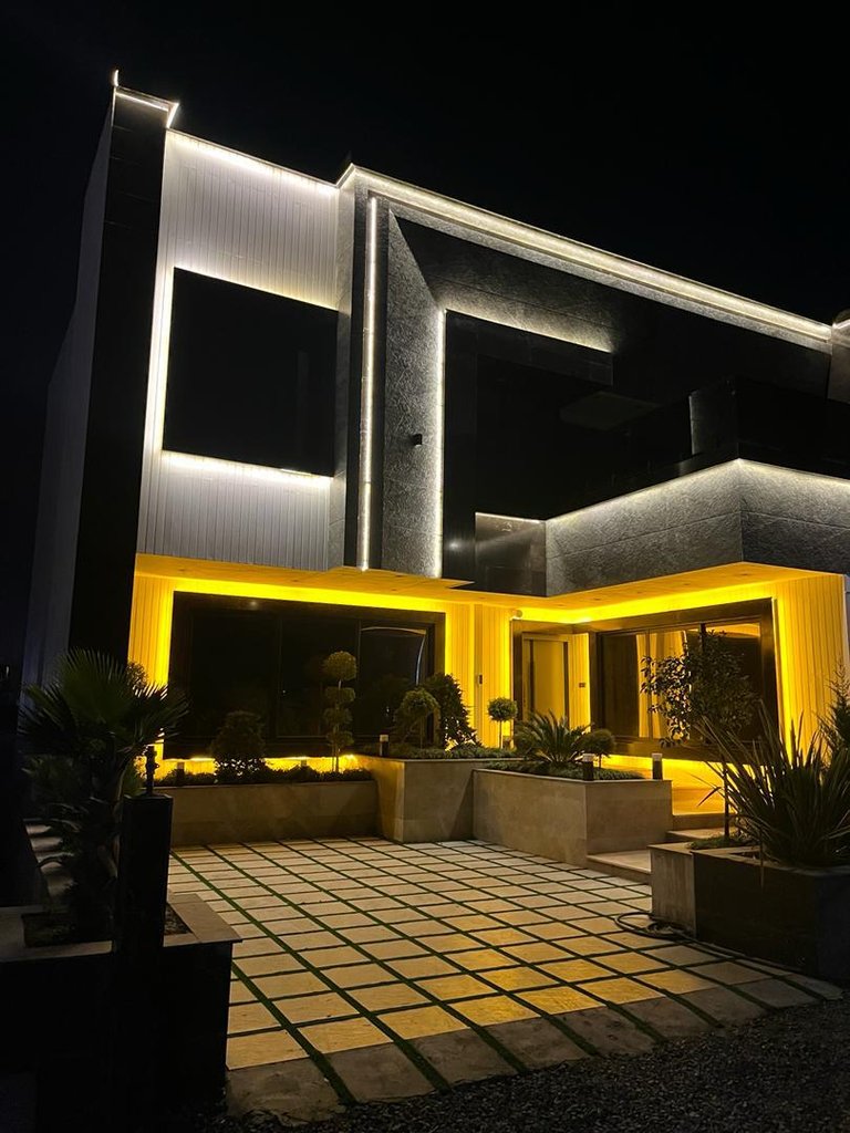 ویلا  ۴ خوابه استخردار شهرک ساحل و دریا