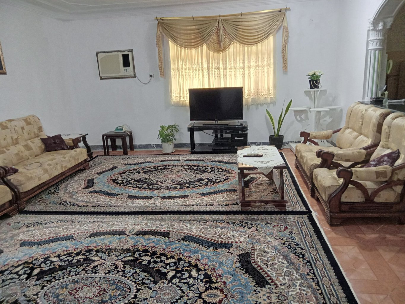 ویلا یک خوابه آقاجان پور