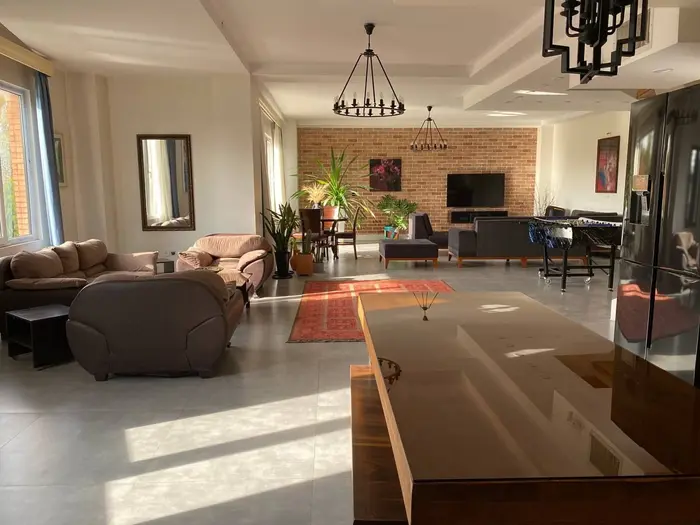 ویلا چهارخوابه استخردار آبگرم درخشانیه